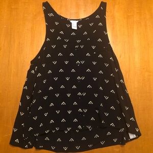 Forever 21 Black and White Patterned Tank
